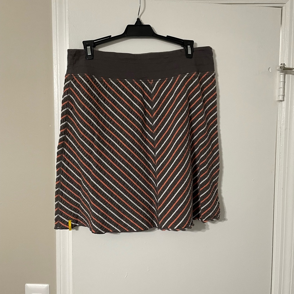 EUC Lole Striped Brown and Orange Women's Stretchy Skirt Size Large